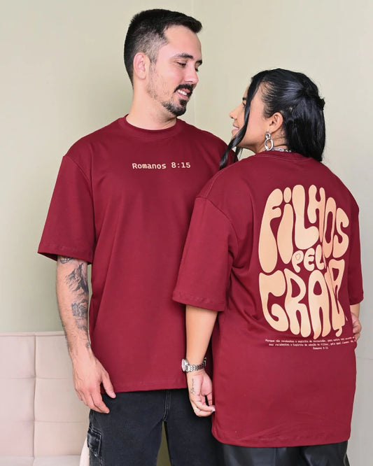 Camiseta Oversized Premium Romanos 8:15 - Marsala
