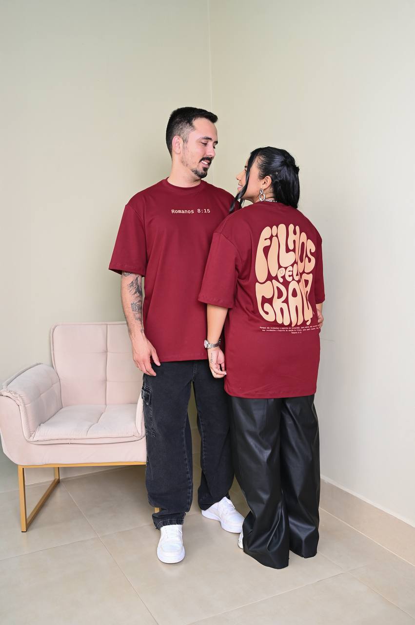 Camiseta Oversized Premium Romanos 8:15 - Marsala